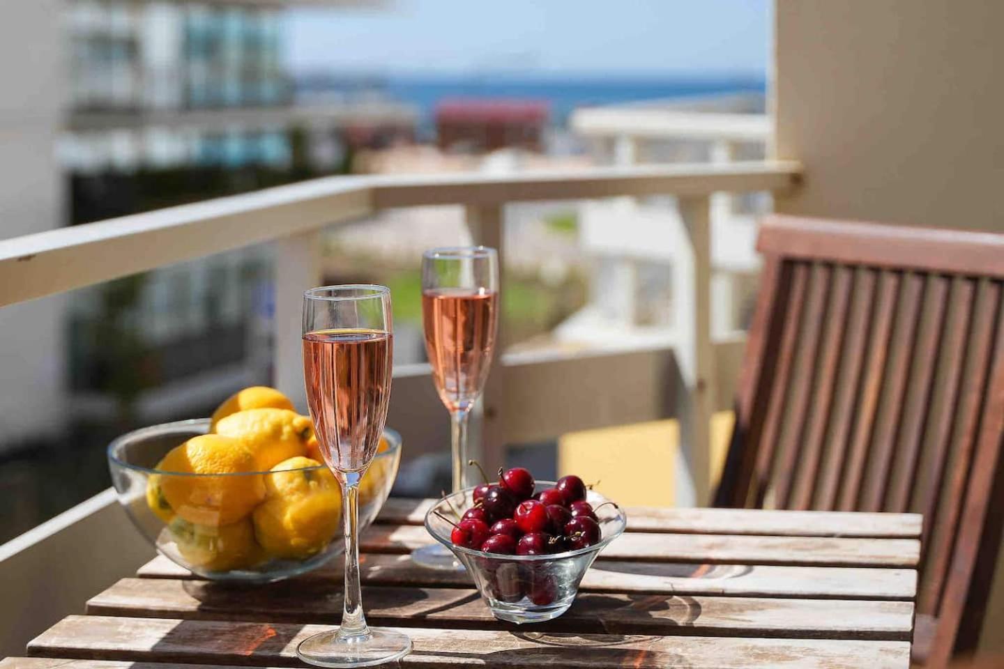 Spacious Beach 2 Bedroom Apt Sleep6 By Promenade Armação de Pêra Kültér fotó